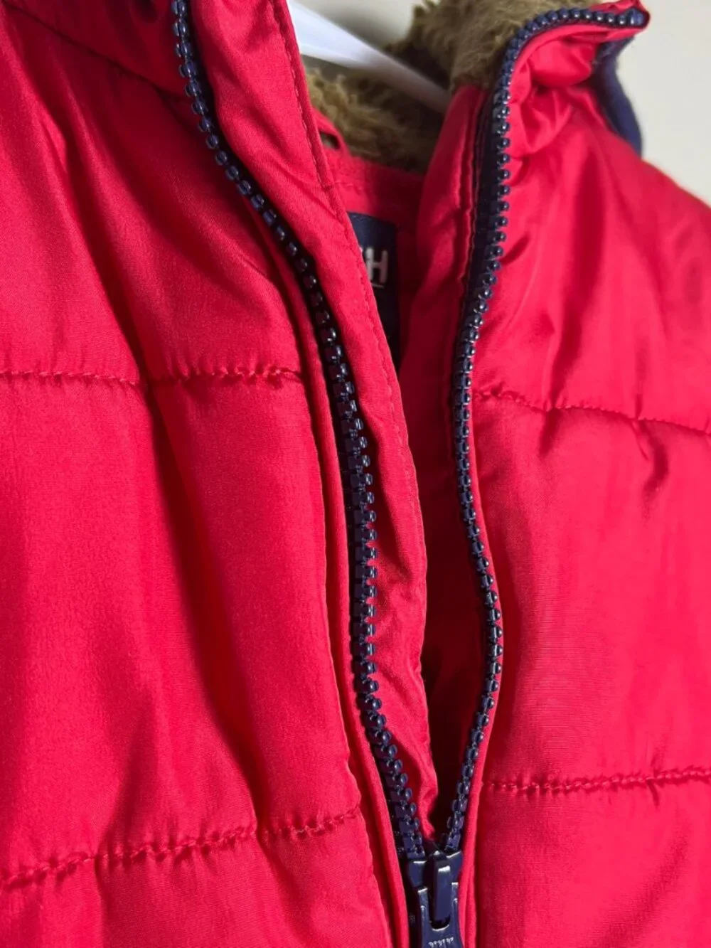 OshKosh B'gosh Red Puffer Jacket Kids 4 Sporty‎